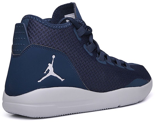 Air Jordan Reveal '午夜海軍藍' 834064-402 Shop Air Jordan Reveal '午夜海軍藍' 834064-402