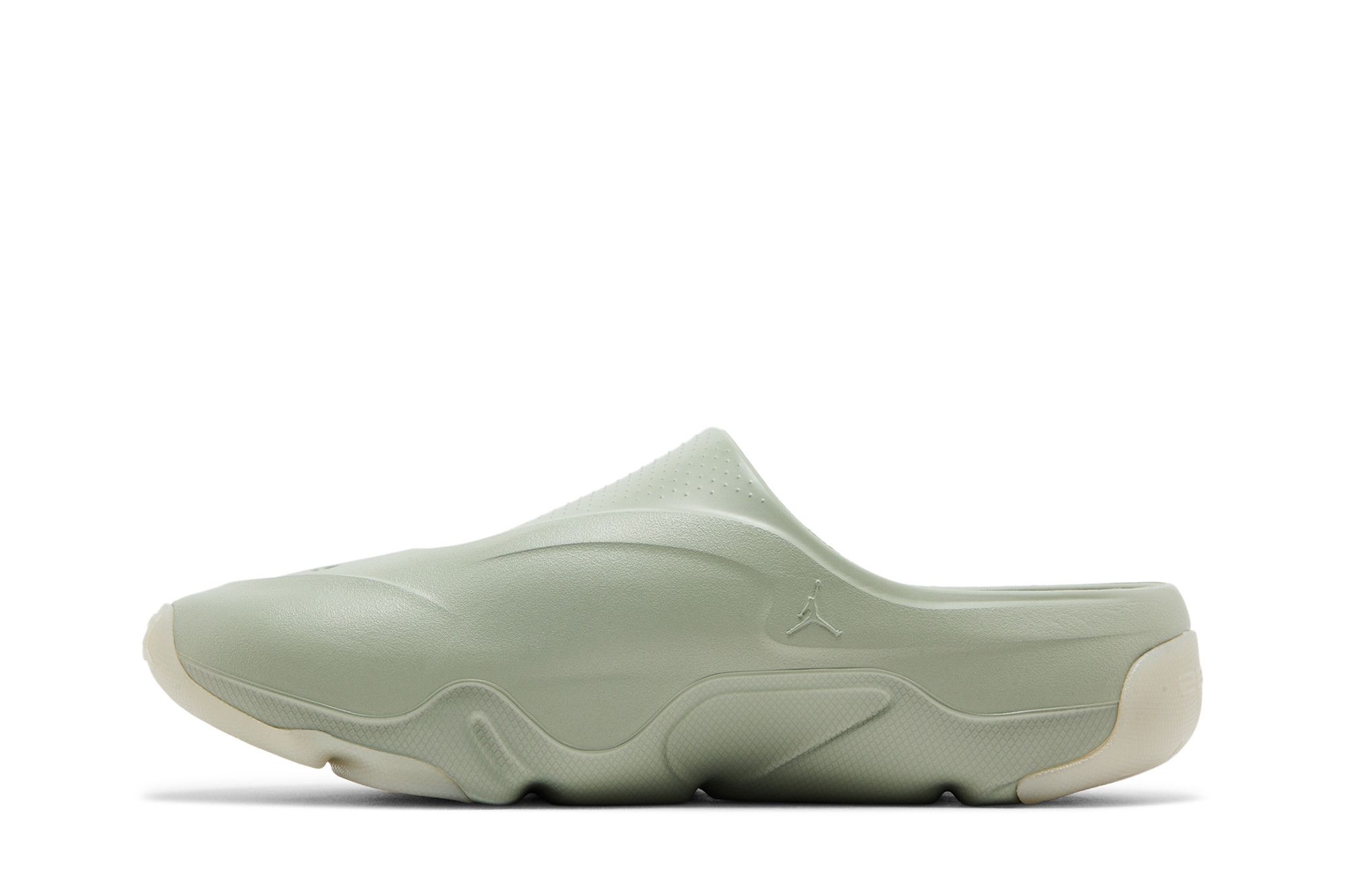Shop Air Jordan Roam 拖鞋 'Spruce Fog' 松霧配色 FQ0227-300
