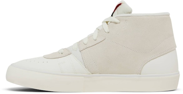 Air Jordan Seri Mid 'Sail Putih' DA8026-100 Lookbook Air Jordan Seri Mid 'Sail Putih' DA8026-100