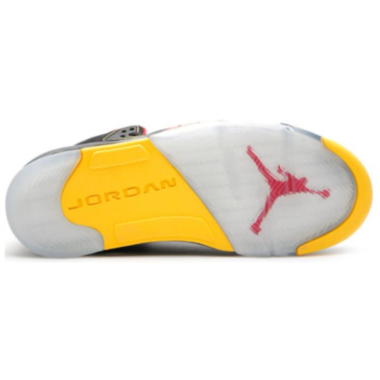 Shop エアジョーダン60+ "ホークス" 364806-071