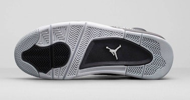 エア ジョーダン Son of Mars Low "ブラックセメント" 580603-002 Sizing エア ジョーダン Son of Mars Low "ブラックセメント" 580603-002