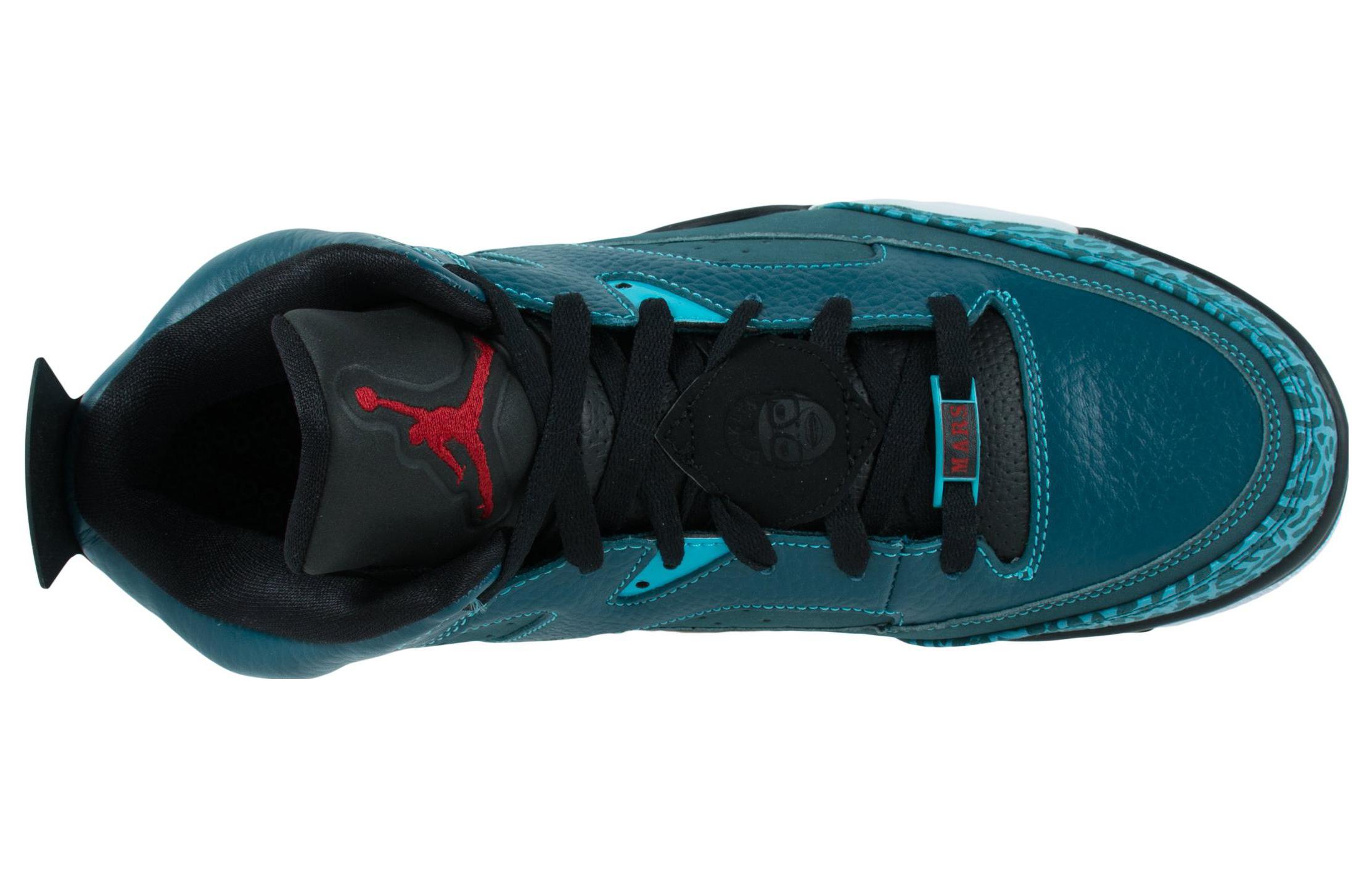 Lookbook Kasut Air Jordan Son of Mars Low Dark Sea 580603-303