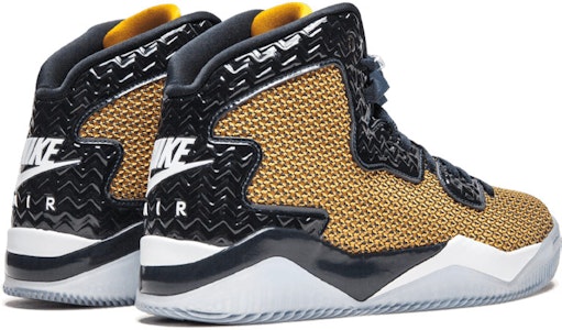 Air Jordan Spike Forty 金葉/白色 '午夜海軍藍' 819952-706 Lookbook Air Jordan Spike Forty 金葉/白色 '午夜海軍藍' 819952-706