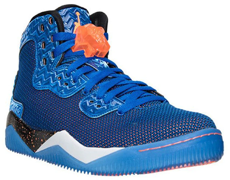 Air Jordan Spike Forty Knicks Bleu 807541-405 Lookbook Air Jordan Spike Forty Knicks Bleu 807541-405
