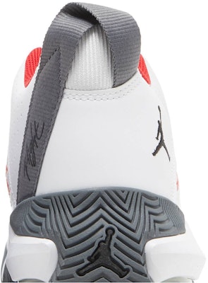 Air Jordan 永忠 '白光石墨' DB2884-105 Sizing Air Jordan 永忠 '白光石墨' DB2884-105