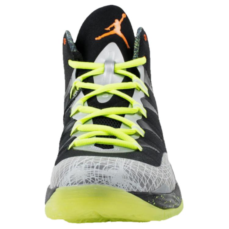 Shop エアジョーダン スーパーフライ2 クリスマス (リフレクトシルバー) 640315-025