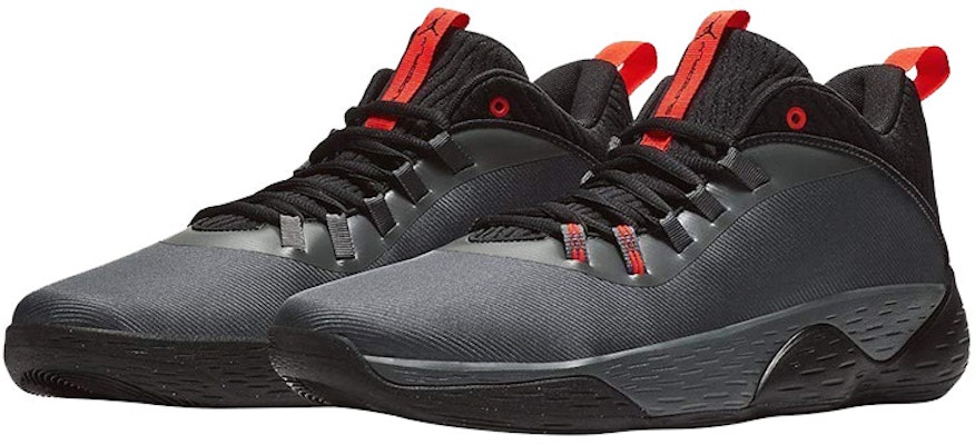 Air Jordan Super.Fly MVP Iron Grey Black Bright Crimson AO6223-001 Lookbook Air Jordan Super.Fly MVP Iron Grey Black Bright Crimson AO6223-001