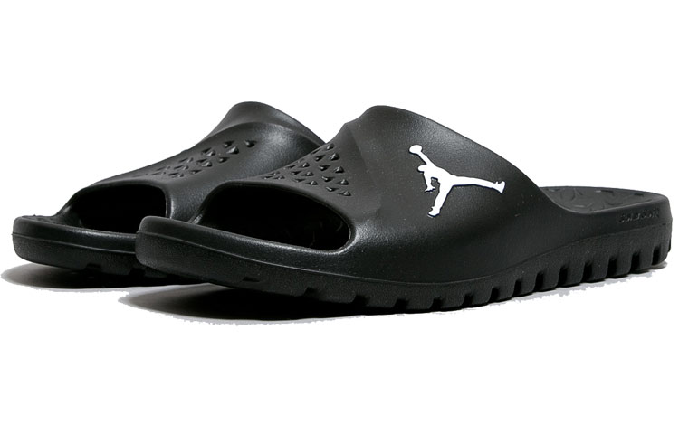 Lookbook Air Jordan Super.Fly Team Slide ''Zwart'' 716985-011