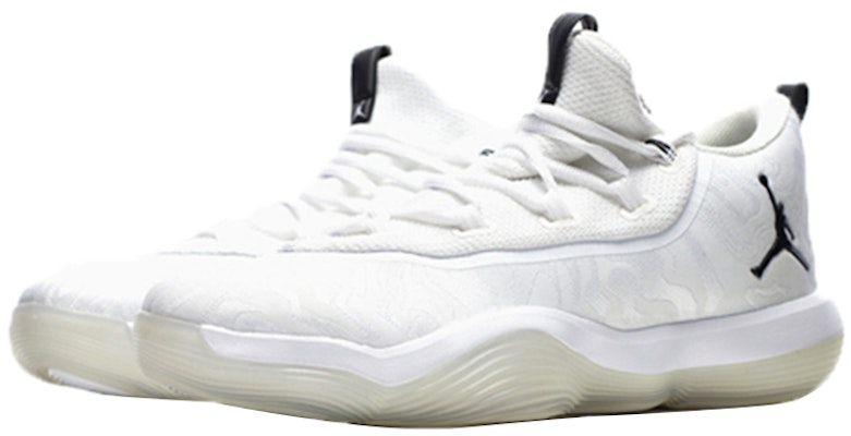 Air Jordan SuperFly 2017 Low 'White Black' AJ2664-110 Lookbook Air Jordan SuperFly 2017 Low 'White Black' AJ2664-110