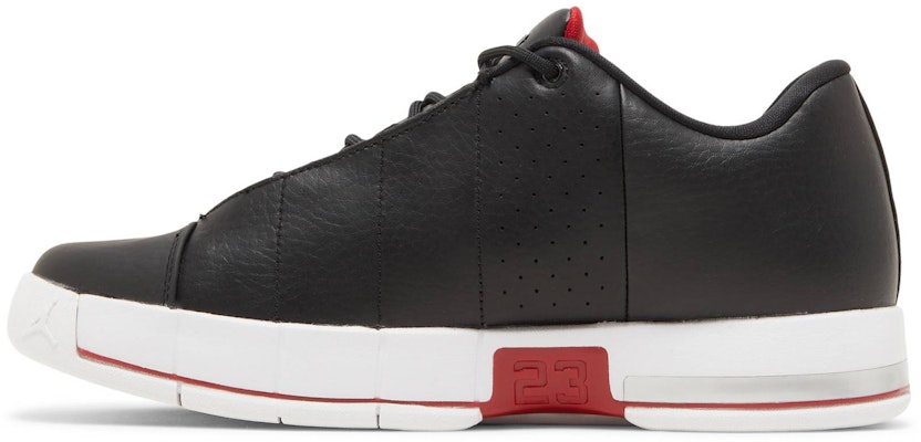 Air Jordan Team Elite 2 Low 'Bred' AO1696-061 Lookbook Air Jordan Team Elite 2 Low 'Bred' AO1696-061