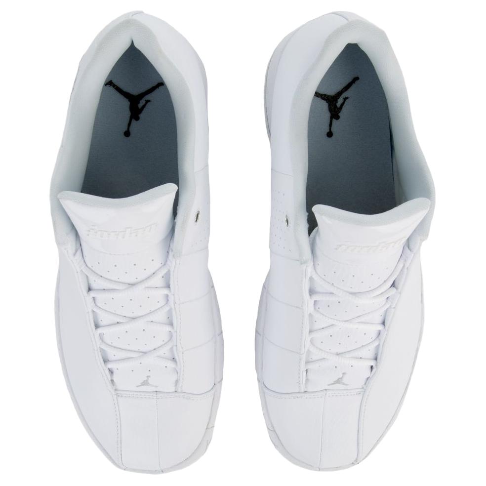 Lookbook Air Jordan Team Elite 2 Low Putih Metalik Perak AO1696-100