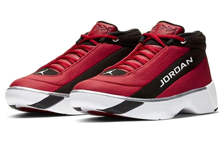 Lookbook Air Jordan Team Showcase '健身红黑' CD4150-600