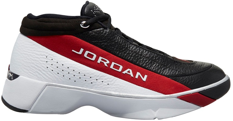 Air Jordan Team Showcase 'Putih Gym Merah Hitam' CD4150-102 Order Air Jordan Team Showcase 'Putih Gym Merah Hitam' CD4150-102