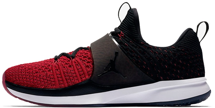 air-jordan-trainer-2-flyknit-chicago-bulls