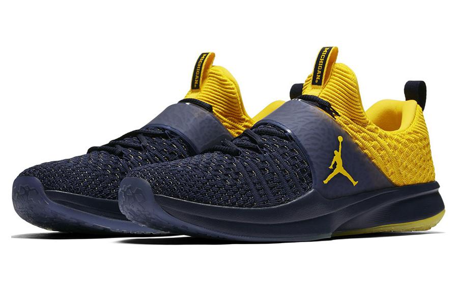 Lookbook Air Jordan 訓練鞋 2 Flyknit '密西根' 921210-407