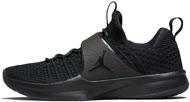 air-jordan-trainer-2-flyknit-triple-black