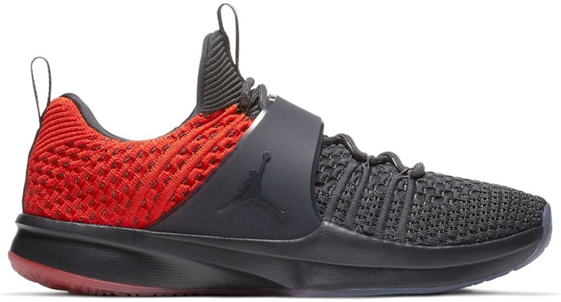 jordan trainer 2 flyknit grey