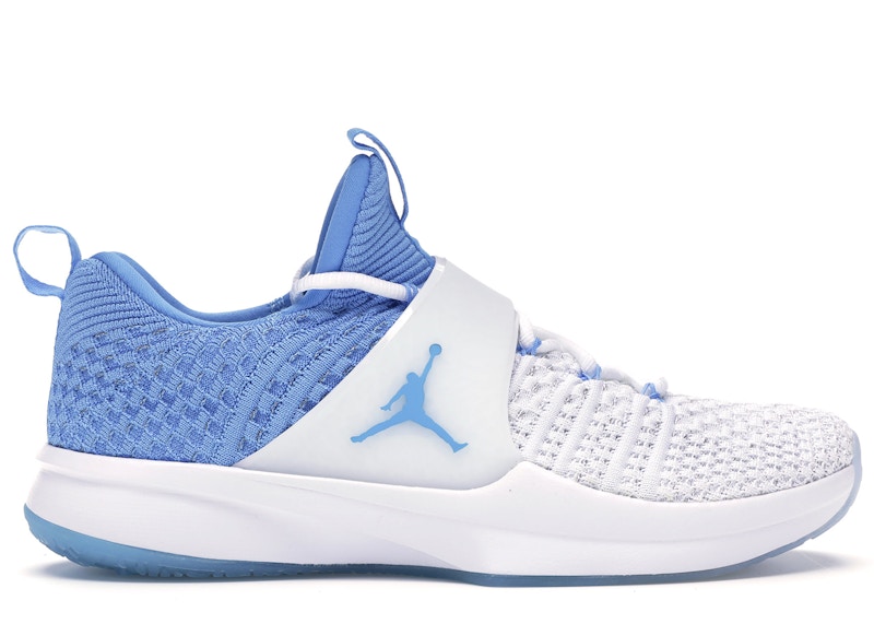 Air Jordan Trainer 2 Flyknit UNC 921210-106