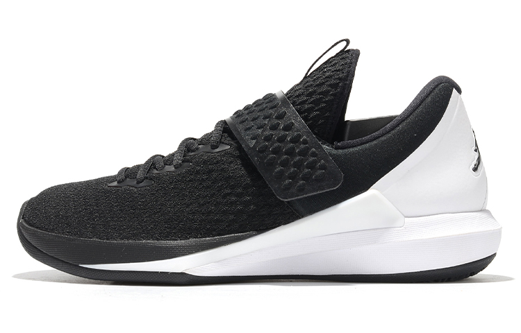 Air Jordan Trainer 3 AJ7982-001