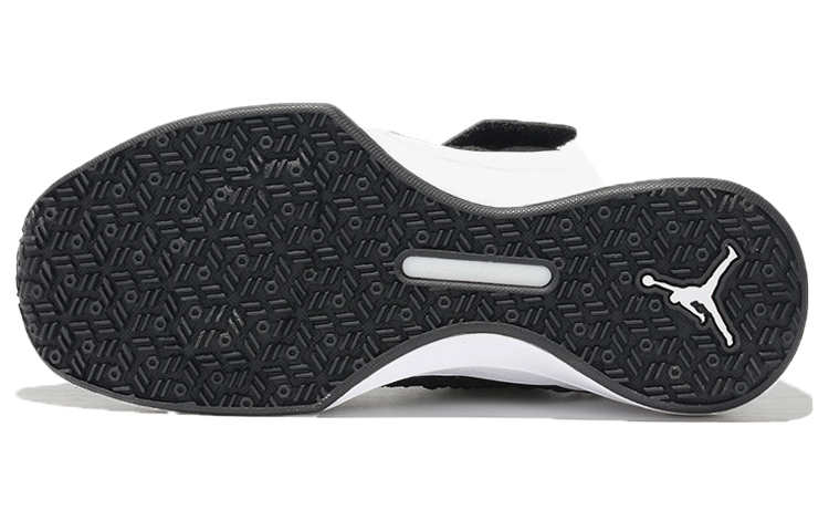 Shop 飛人喬丹訓練鞋3代 AJ7982-001