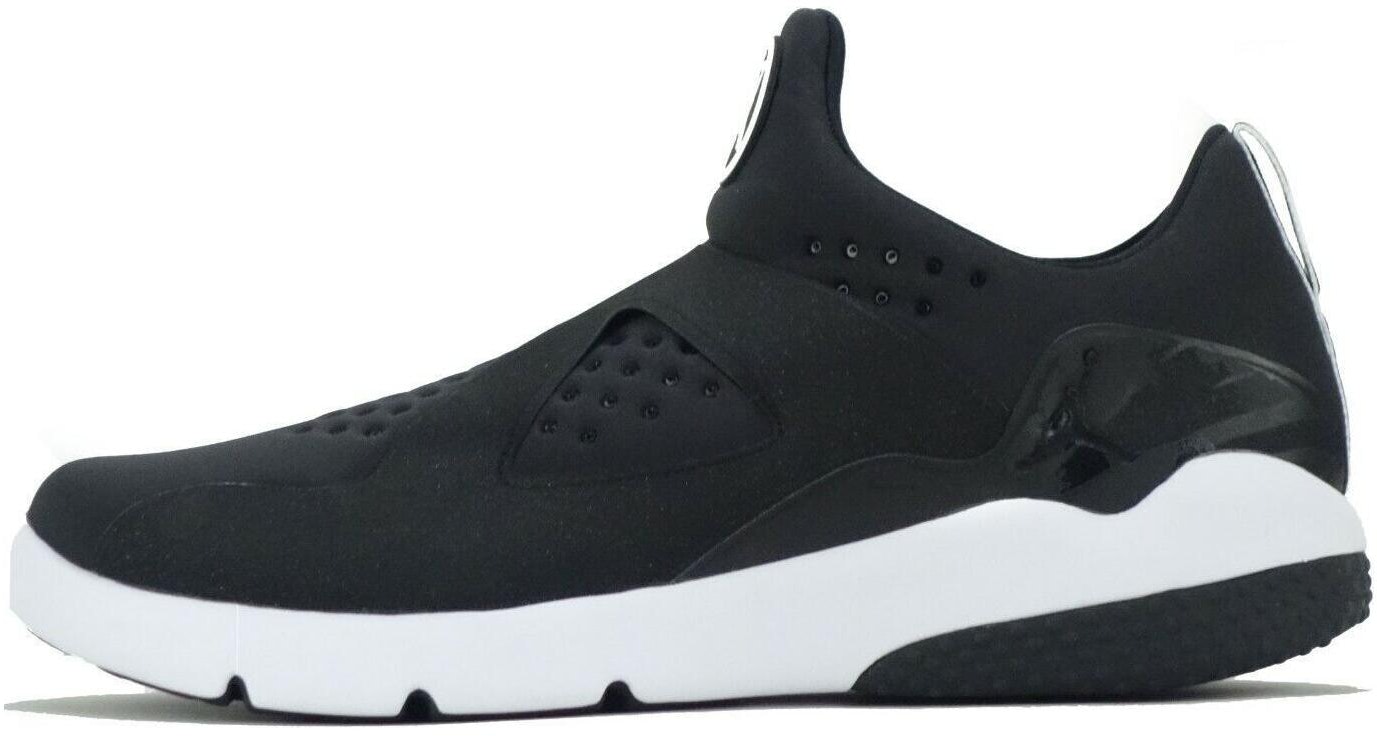 air-jordan-trainer-essential-black-black-white