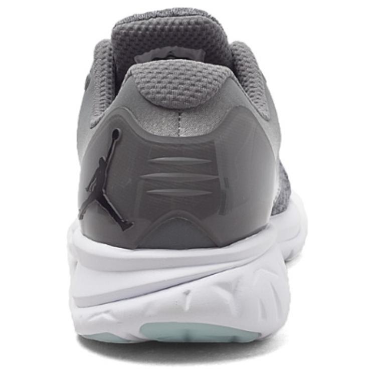 Lookbook Air Jordan 訓練鞋 ST G '煙燻灰' AH7747-001