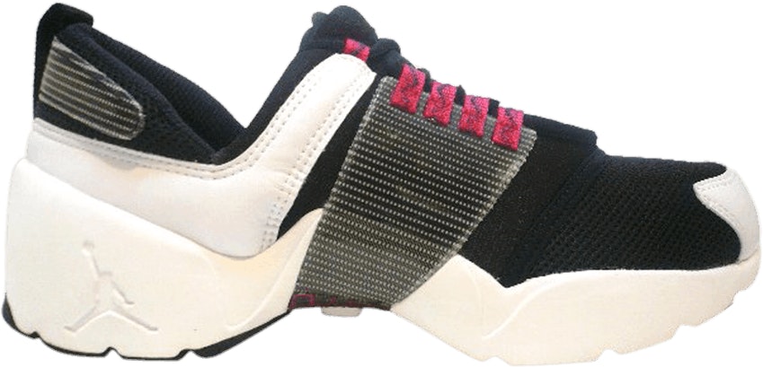 air-jordan-trunner-white-black