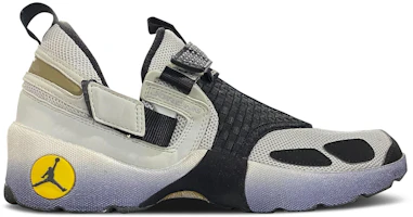 Air Jordan Trunner LX 'Black Neutral Grey' 136040-001 Air Jordan Trunner LX 'Black Neutral Grey' 136040-001