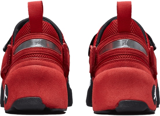 Kasut Air Jordan Trunner LX 'Hitam Merah' 2017 905222-001 Lookbook Kasut Air Jordan Trunner LX 'Hitam Merah' 2017 905222-001