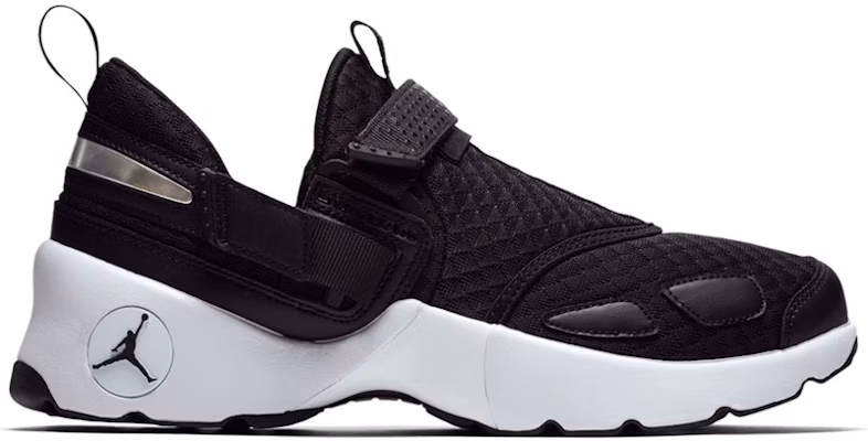 Air Jordan Trunner LX 'Hitam Putih Tapak' 897992-011 Buy Air Jordan Trunner LX 'Hitam Putih Tapak' 897992-011