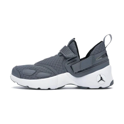 Jordan Trunner LX 'Cool Grey'