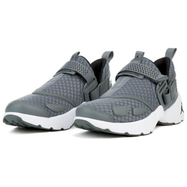 Lookbook Air Jordan Trunner LX ''Cool Grey'' Sneakers Grijs 897992-013