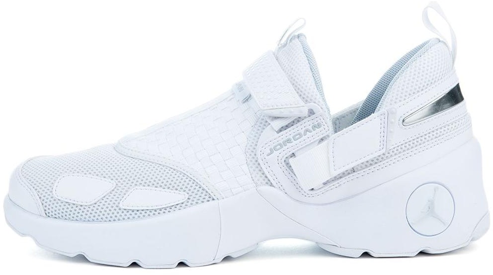 air-jordan-trunner-lx-triple-white