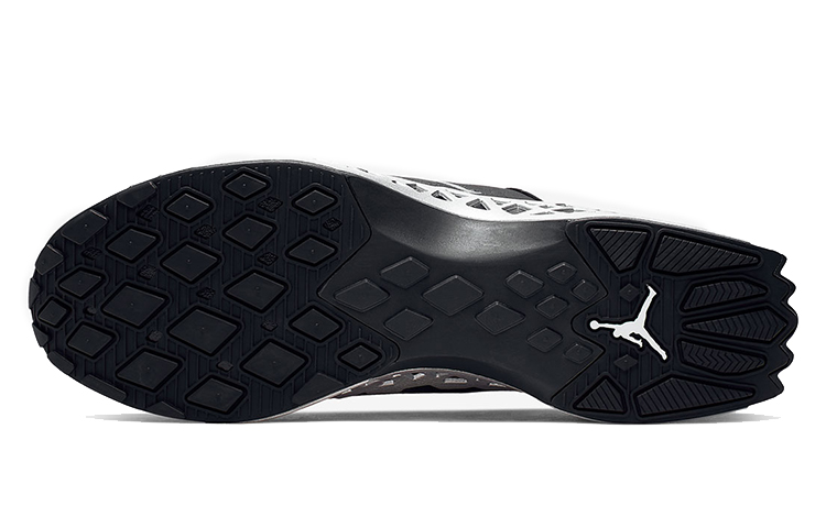 Shop Air Jordan Trunner NXT React "黑色" AV1201-001