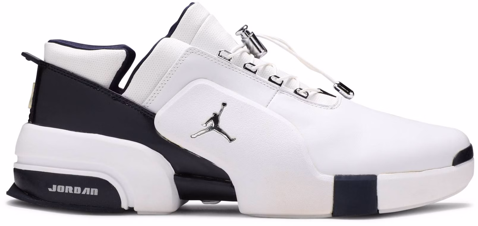 air-jordan-trunner-smash-white-obsidian