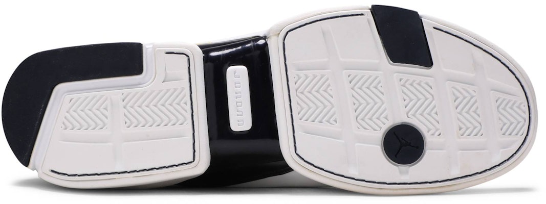 Air Jordan Trunner Smash 'Putih Obsidian' 305377-105 Shop Air Jordan Trunner Smash 'Putih Obsidian' 305377-105