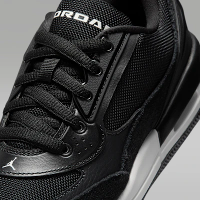 Air Jordan 黑色/深煙灰色/峰白配色 II3792-002 Sizing Air Jordan 黑色/深煙灰色/峰白配色 II3792-002