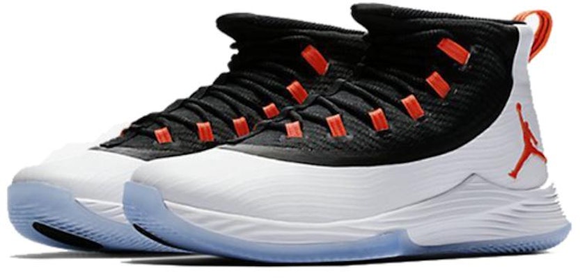 Air Jordan Ultra Fly 2 'Putih Infrared' 897998-123 Lookbook Air Jordan Ultra Fly 2 'Putih Infrared' 897998-123