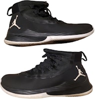 Air Jordan Ultra Fly 2 黑色/金屬銀「健身紅」897998-003 Lookbook Air Jordan Ultra Fly 2 黑色/金屬銀「健身紅」897998-003