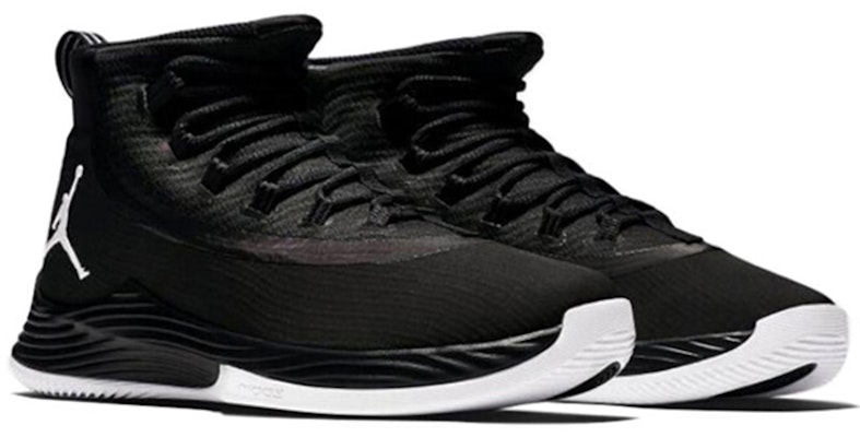Jordan Ultra Fly 2X 中筒 復古籃球鞋 男款 黑色 Lookbook Jordan Ultra Fly 2X 中筒 復古籃球鞋 男款 黑色