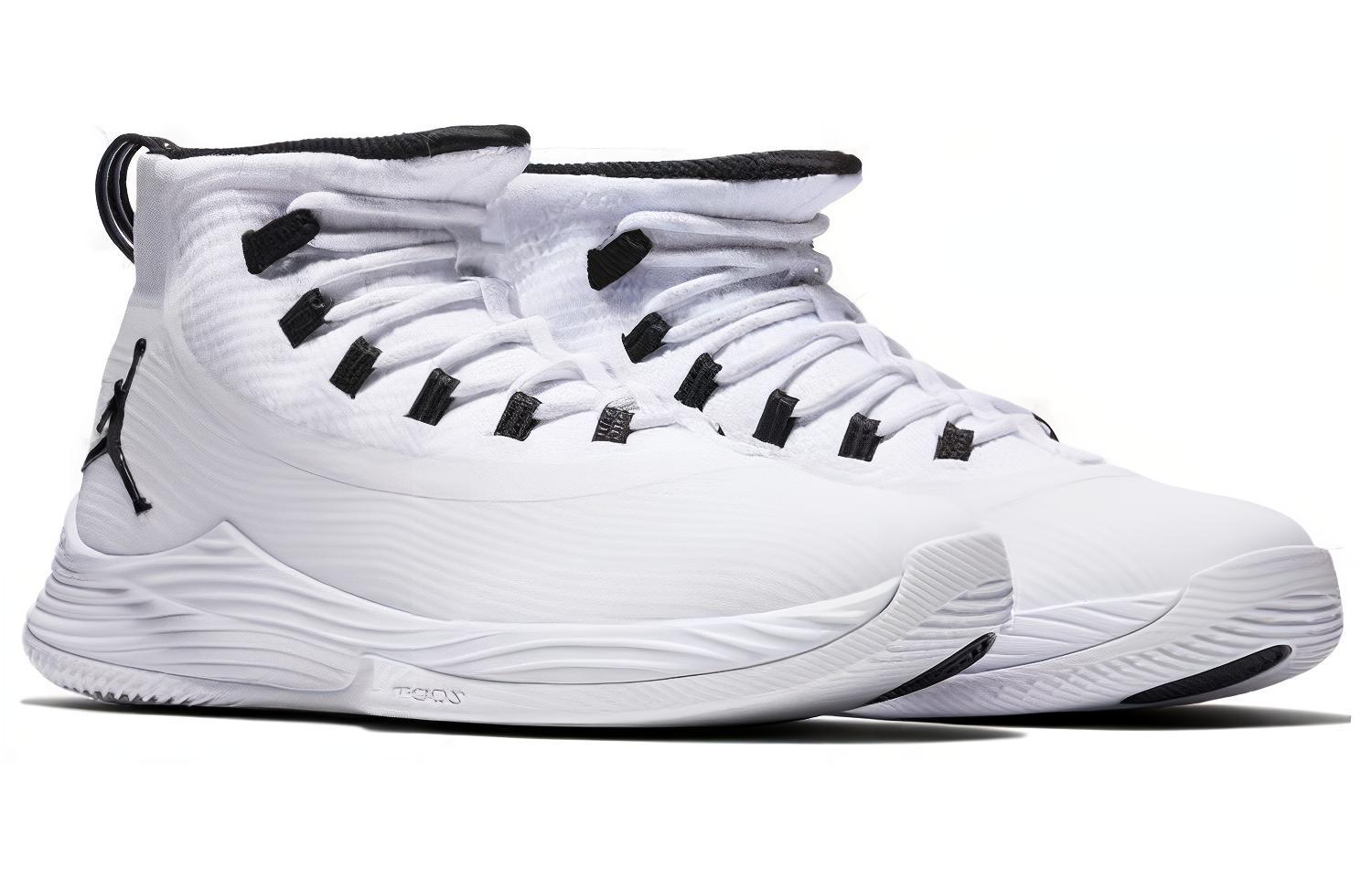 Jordan Ultra Fly 2 X 'White Black' 圖 4