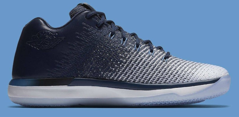 에어 조던 31 로우 미드나잇 네이비 897564-400 Lookbook 에어 조던 31 로우 미드나잇 네이비 897564-400