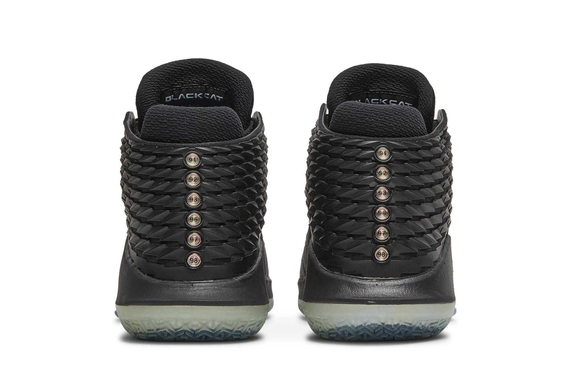 Sizing Air Jordan XXXII Schwarz Katze AA1253-003