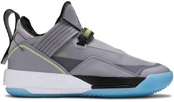 Air Jordan XXXIII SE Cement Grey CD9561-007