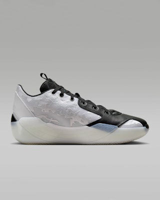 Air Jordan XXXIX PF 'Croix' 'White Black Dark' FQ0214-100 Lookbook Air Jordan XXXIX PF 'Croix' 'White Black Dark' FQ0214-100