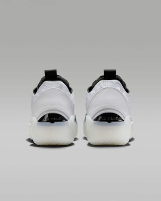 Air Jordan XXXIX PF 'Croix' 'White Black Dark' FQ0214-100 Details for Air Jordan XXXIX PF 'Croix' 'White Black Dark' FQ0214-100