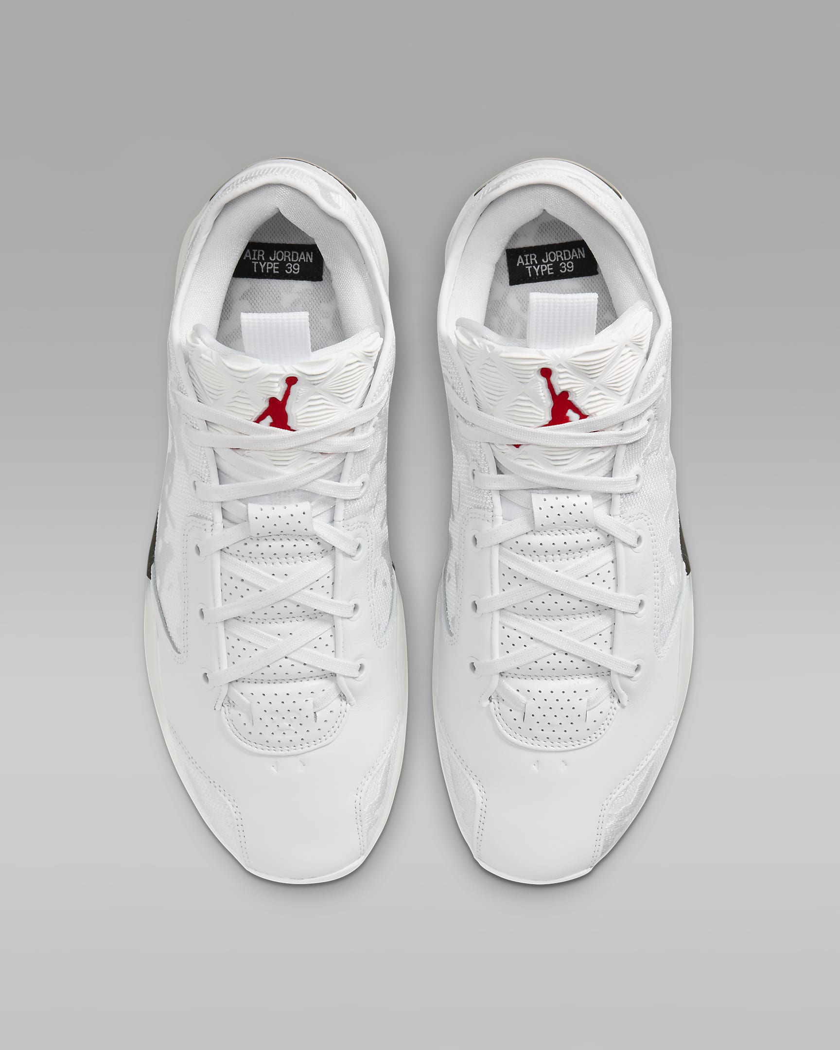 Shop Air Jordan XXXIX PF '白黑大学'鞋款 FQ0214-106