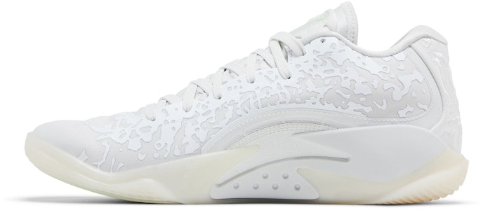 エア ジョーダン ザイオン 3 "サンクチュアリ - 白" DR0675-103/DR0676-103 Lookbook エア ジョーダン ザイオン 3 "サンクチュアリ - 白" DR0675-103/DR0676-103