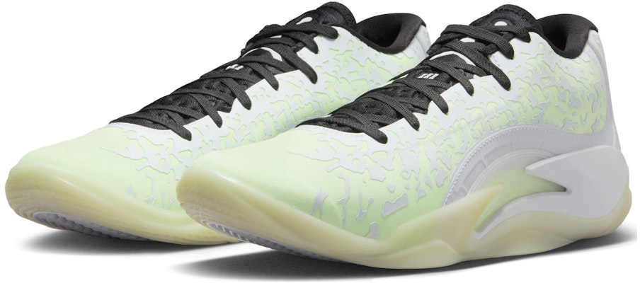 Air Jordan Zion 3 PF 'No Guts' DR0676-110 (勇者無懼) Lookbook Air Jordan Zion 3 PF 'No Guts' DR0676-110 (勇者無懼)