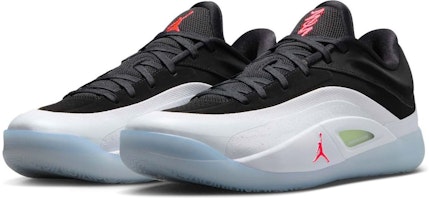 Air Jordan Zion 4「黑白緋紅」 FB1802-100 Lookbook Air Jordan Zion 4「黑白緋紅」 FB1802-100